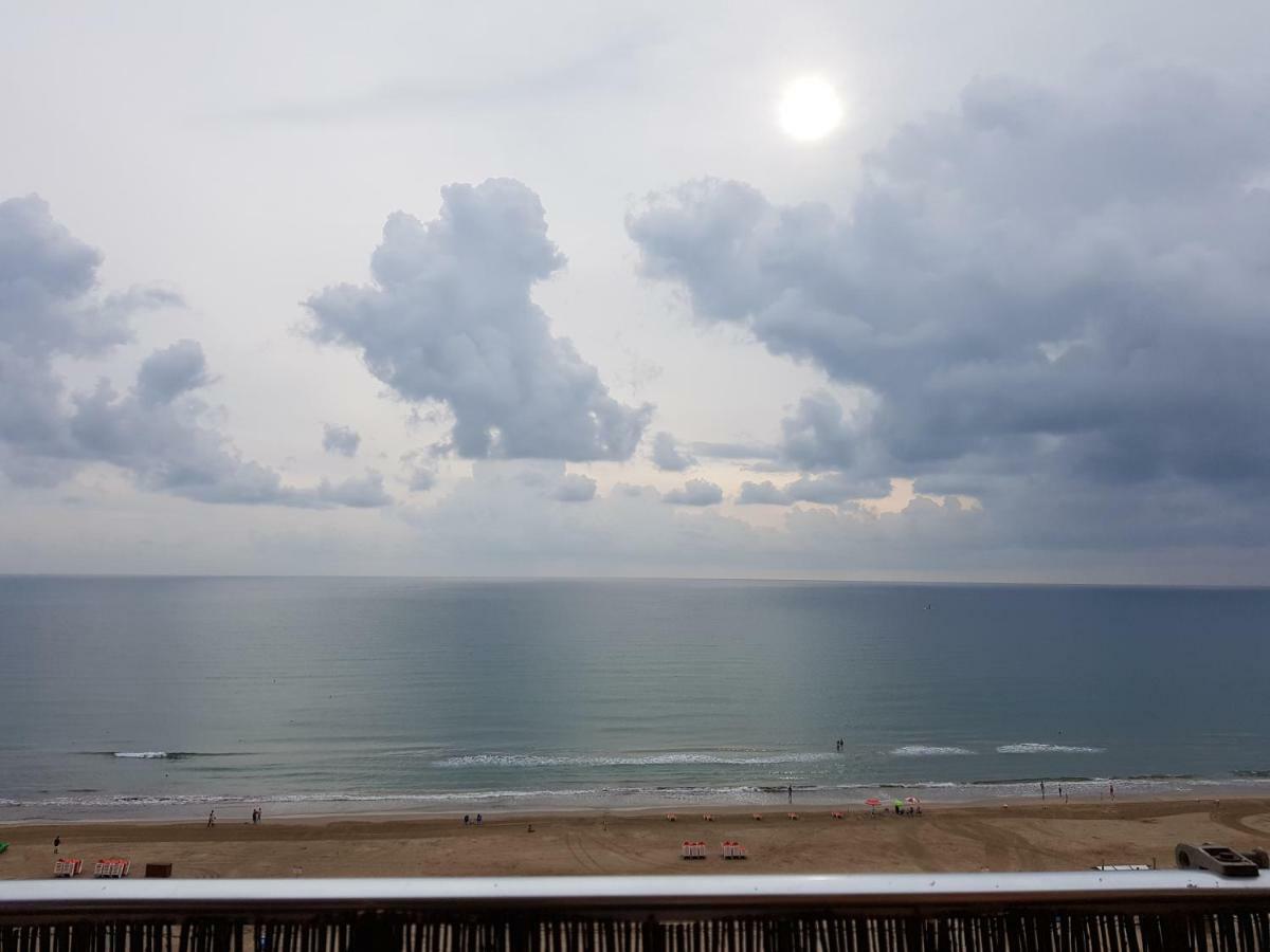 Apartamento De Lujo En Primera Linea De La Playa De Cullera Con Vistas Al Castillo Kültér fotó